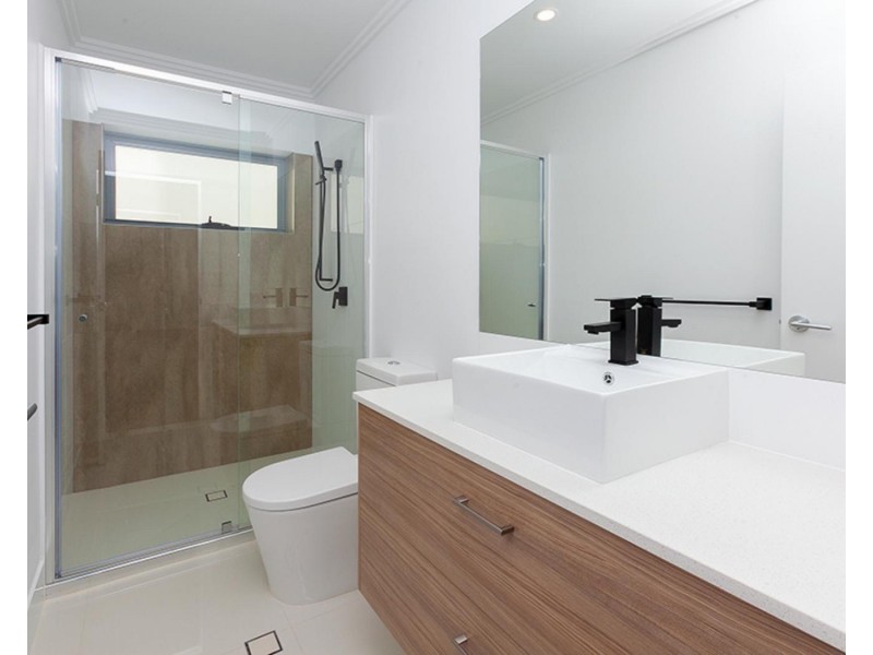 503/ 25 Walsh Street, Milton QLD 4064