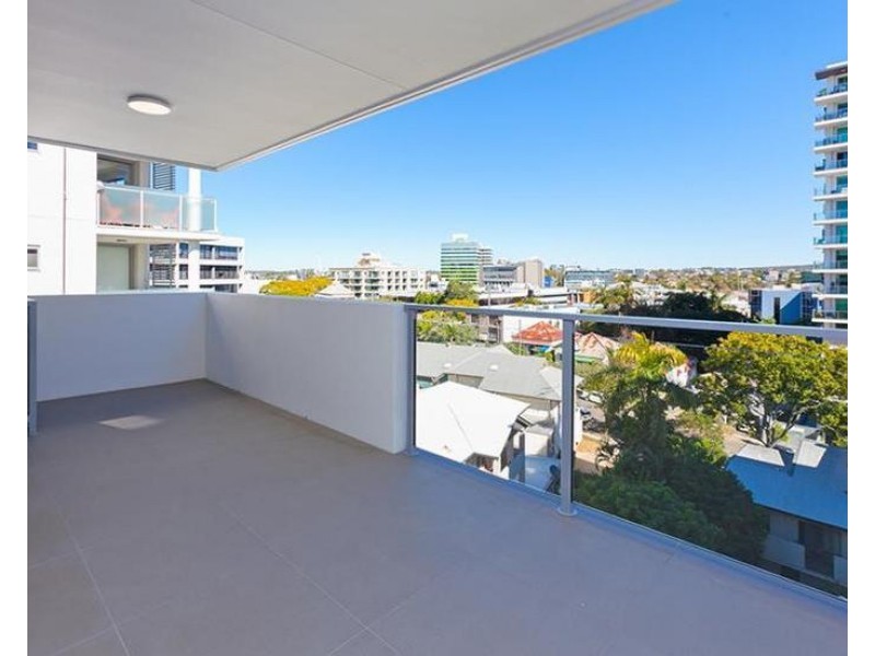 503/ 25 Walsh Street, Milton QLD 4064