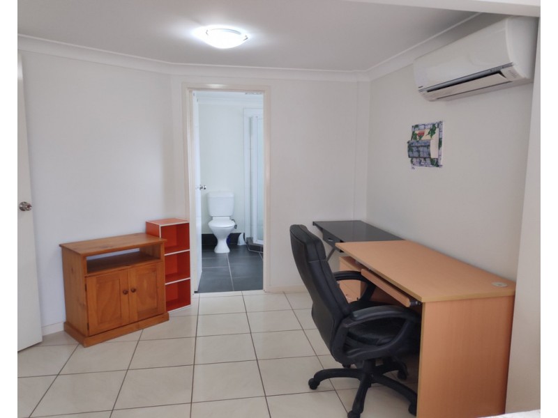 16 Cottonvale Street, Coopers Plains QLD 4108