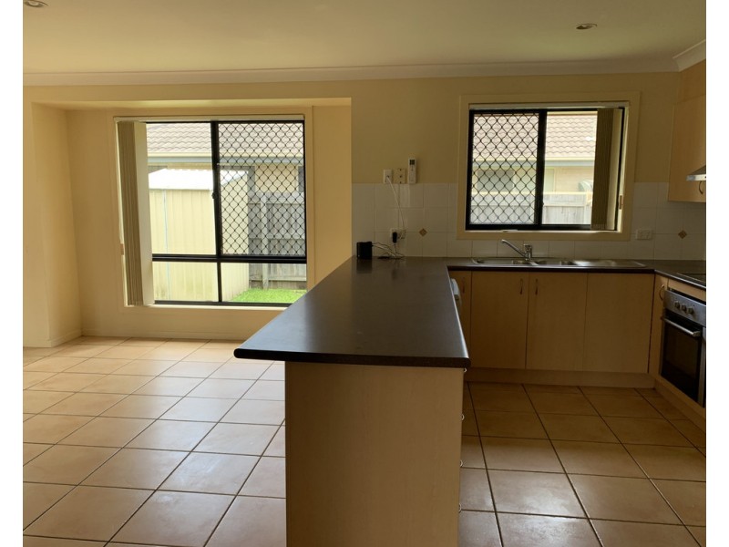 8 Reid Court, Bracken Ridge QLD 4017