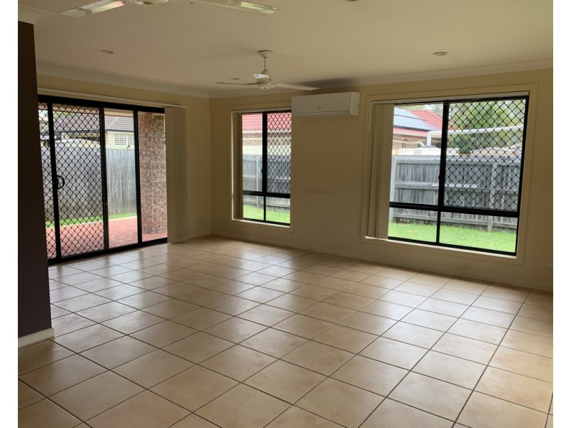 8 Reid Court, Bracken Ridge QLD 4017