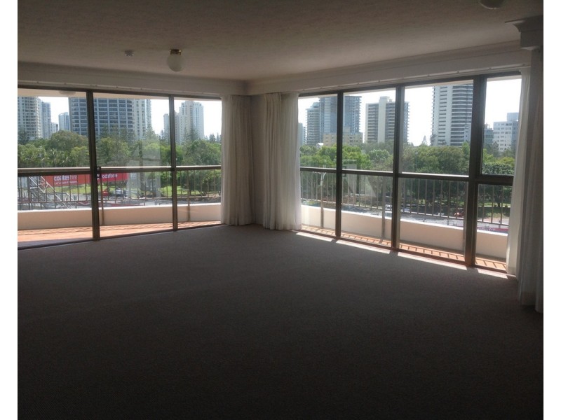 20/18 Commodore Drive, Surfers Paradise QLD 4217