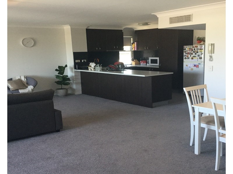 1109/33 CLARK STREET, Biggera Waters QLD 4216