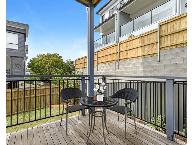 1/35 Minnie Street, Southport QLD 4215