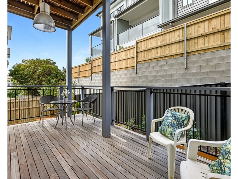 1/35 Minnie Street, Southport QLD 4215