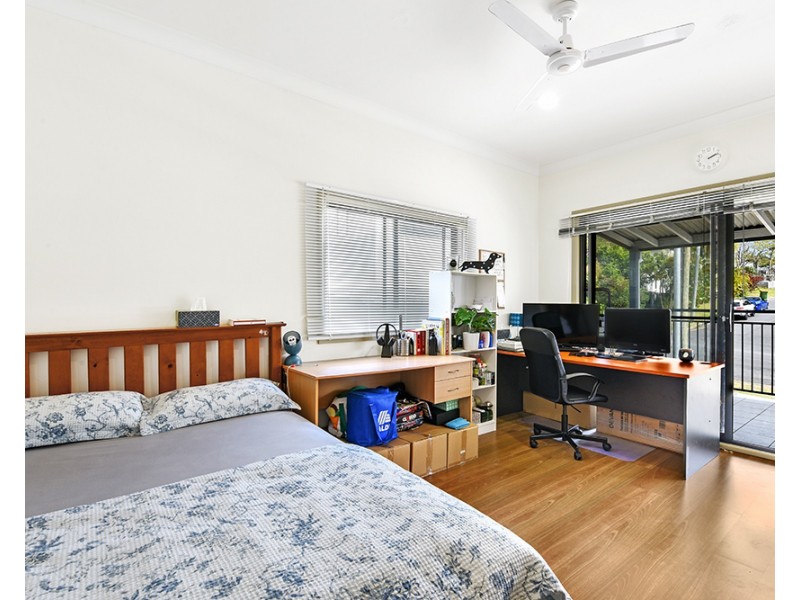 1/35 Minnie Street, Southport QLD 4215