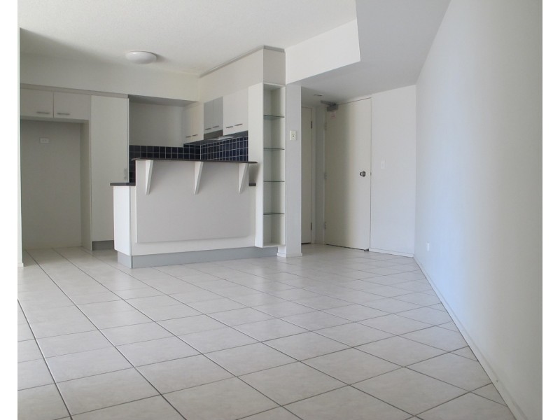 BC1320 / 27 Station Road, Indooroopilly QLD 4068