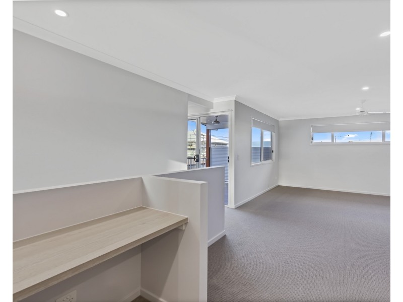 2/7 Bendall Way, Palmview QLD 4553