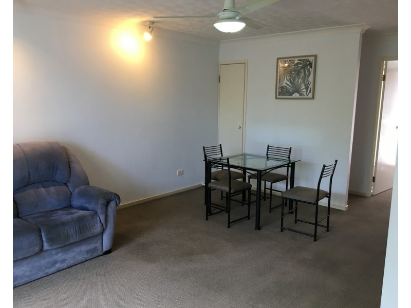 28/7-17 Purli St, Chevron Island QLD 4217