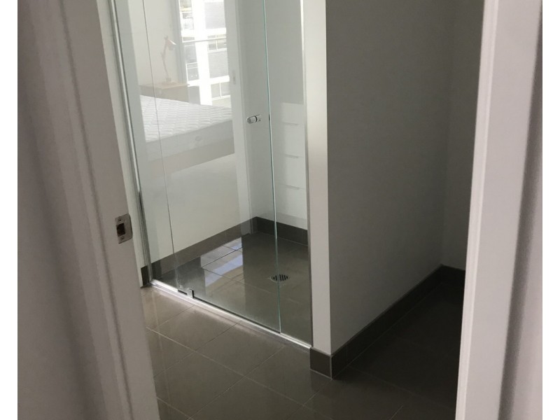 444/33 Lakefront Crescent, Varsity Lakes QLD 4227