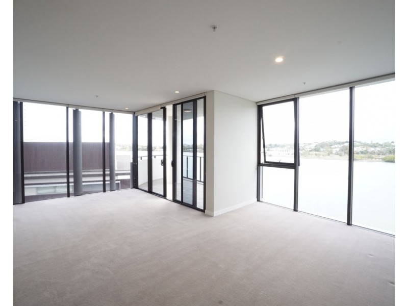 37D Harbour Road, Hamilton QLD 4007