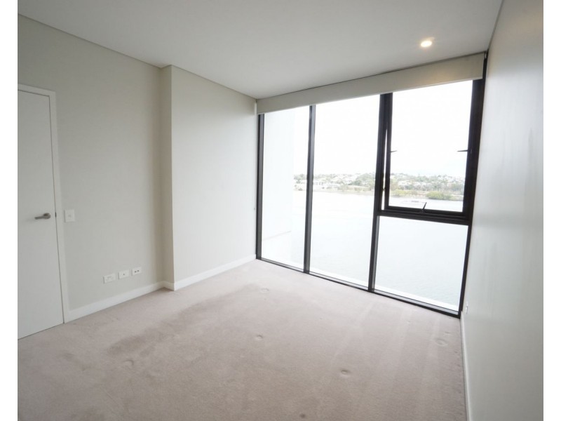 37D Harbour Road, Hamilton QLD 4007