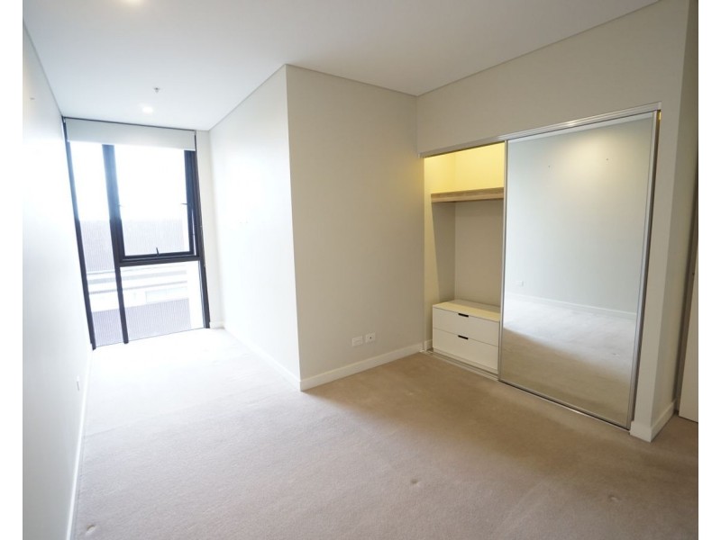 37D Harbour Road, Hamilton QLD 4007