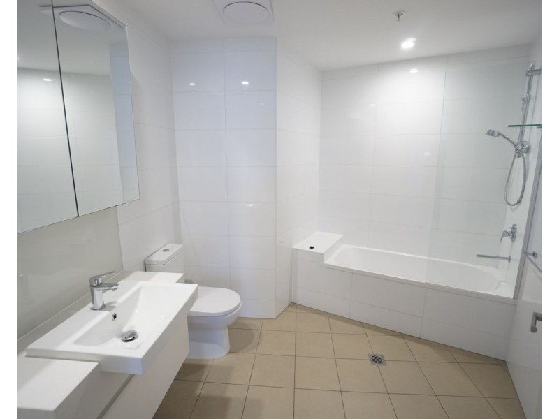 37D Harbour Road, Hamilton QLD 4007