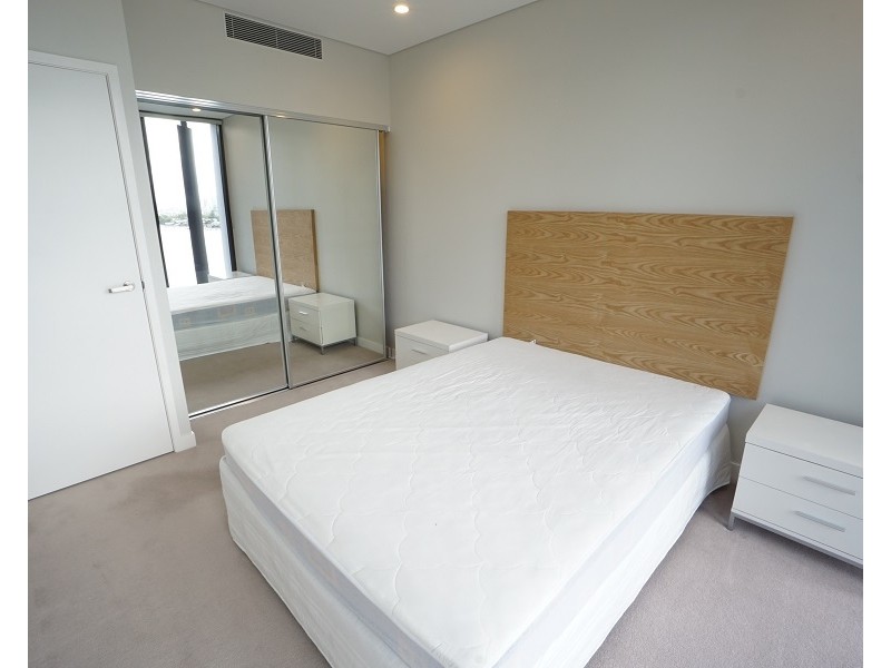 RENTED RENTED, Hamilton QLD 4007