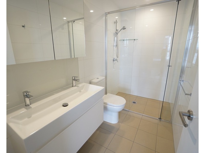RENTED RENTED, Hamilton QLD 4007