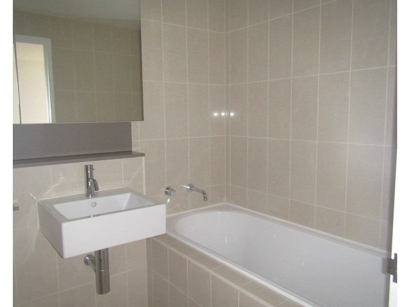 37C Harbour Road, Hamilton QLD 4007