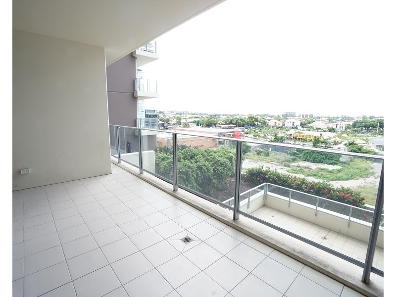 91/37C Harbour Road, Hamilton QLD 4007