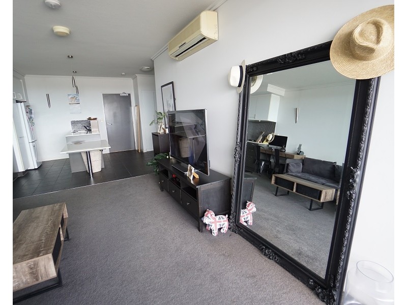 RENTED!!! RENTED!!!, Hamilton QLD 4007