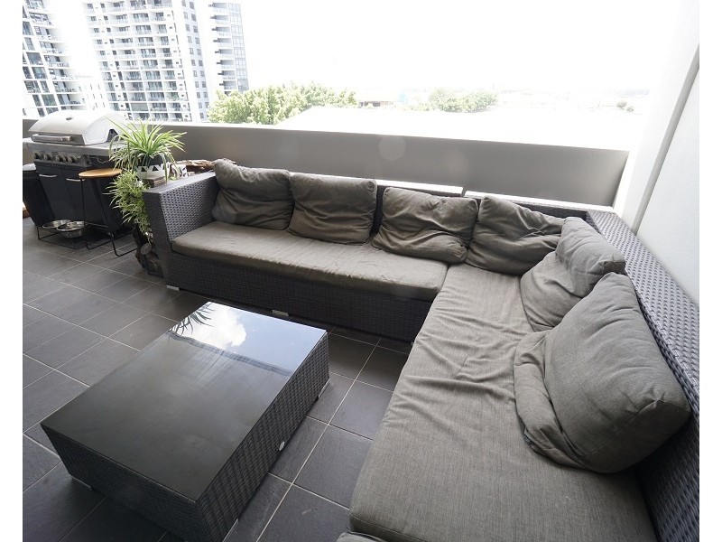 RENTED!!! RENTED!!!, Hamilton QLD 4007