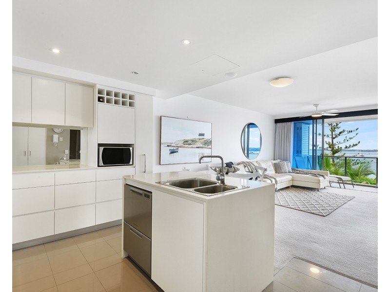 1305/438 Marine Parade, Biggera Waters QLD 4216