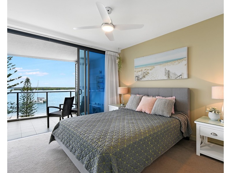 1305/438 Marine Parade, Biggera Waters QLD 4216