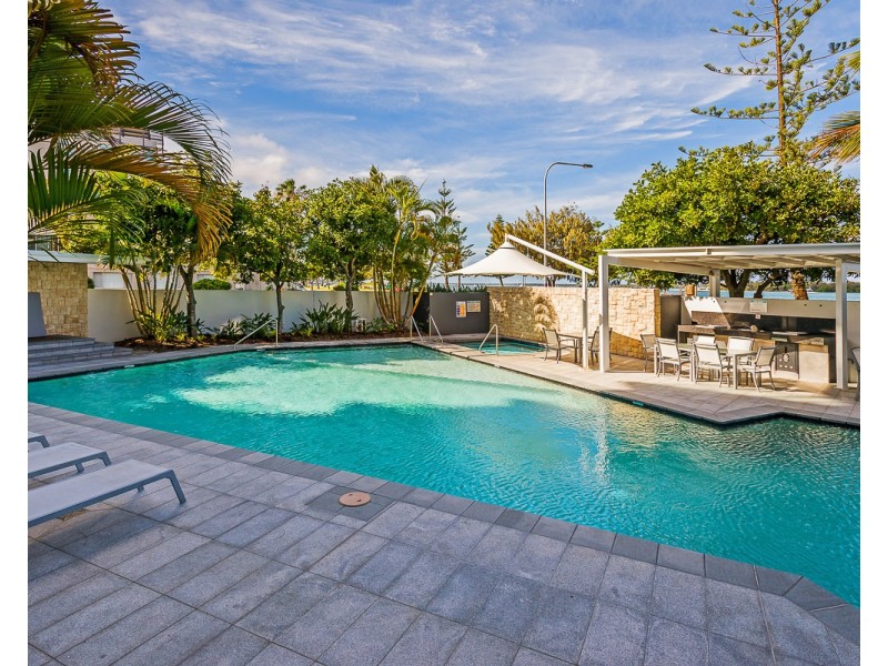 1305/438 Marine Parade, Biggera Waters QLD 4216