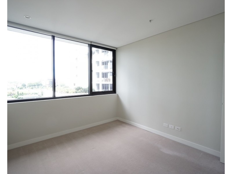 37D Harbour Road, Hamilton QLD 4007