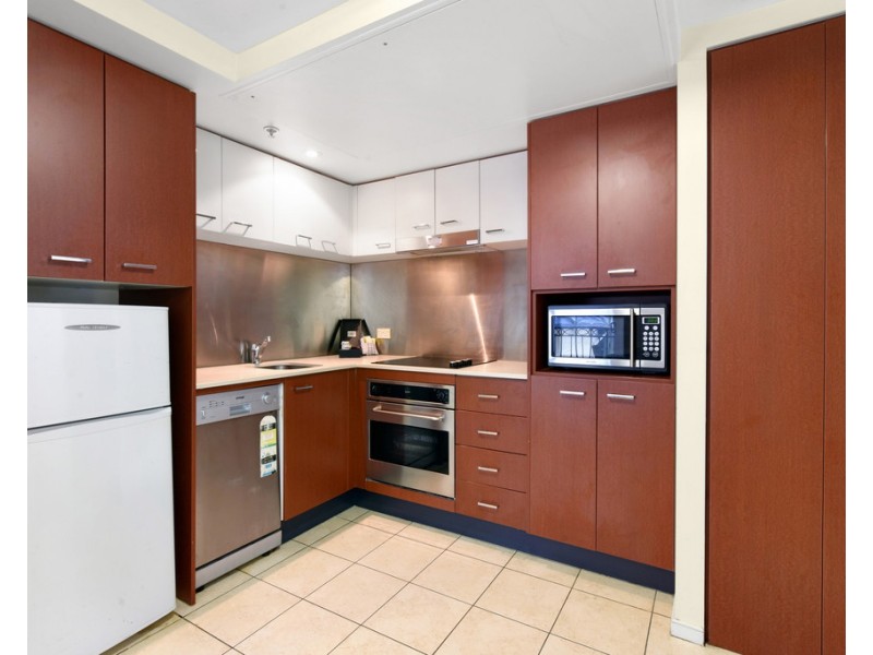 1061/23 Ferny Avenue, Surfers Paradise QLD 4217