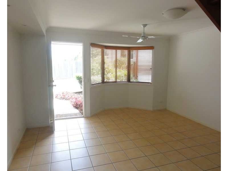 18/2A Beitz st, Strathpine QLD 4500