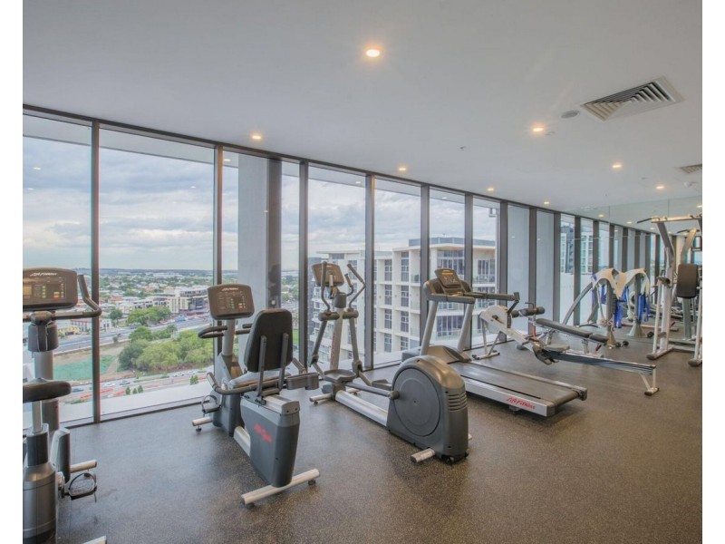 02/37D Harbour Road, Hamilton QLD 4007