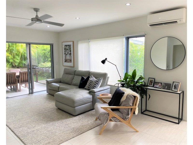 18 Berrima Row, Noosa Heads QLD 4567