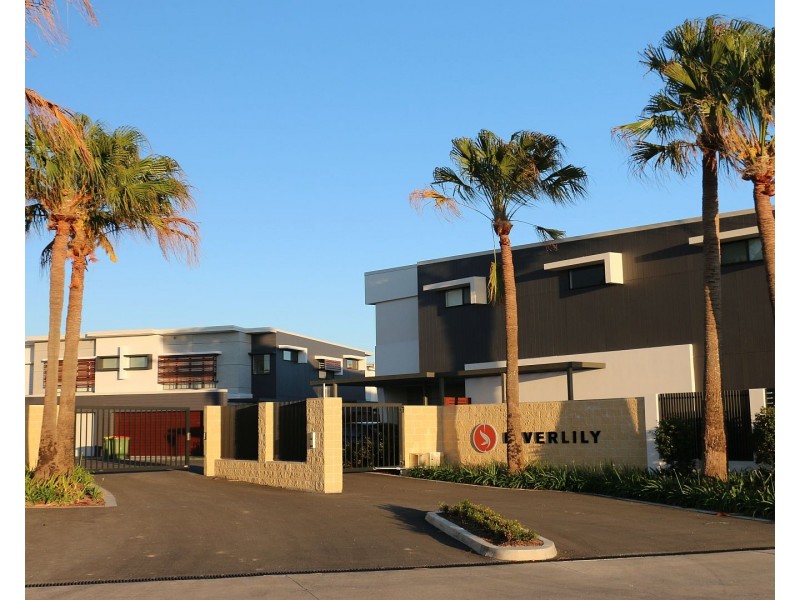 8/42 Stadium Drive, Robina QLD 4226