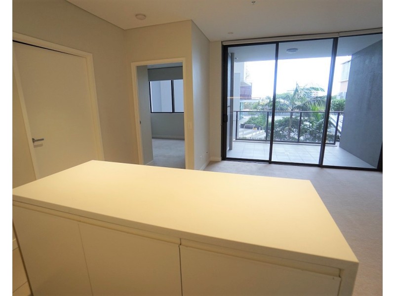 RENTED RENTED, Hamilton QLD 4007