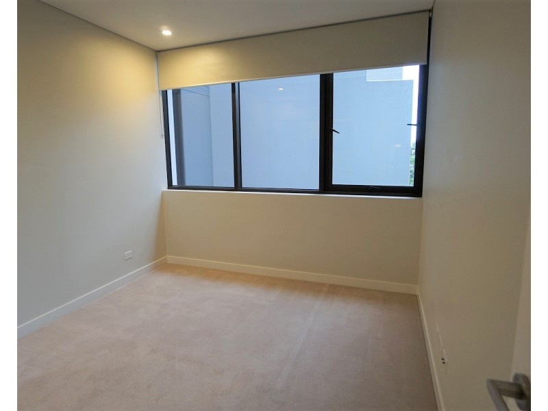 RENTED RENTED, Hamilton QLD 4007