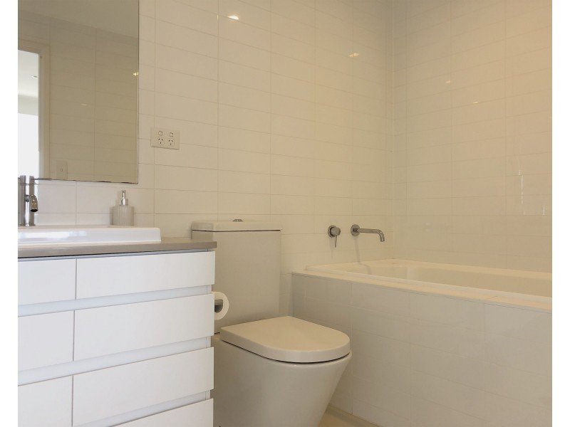 21/37C Harbour Road, Hamilton QLD 4007