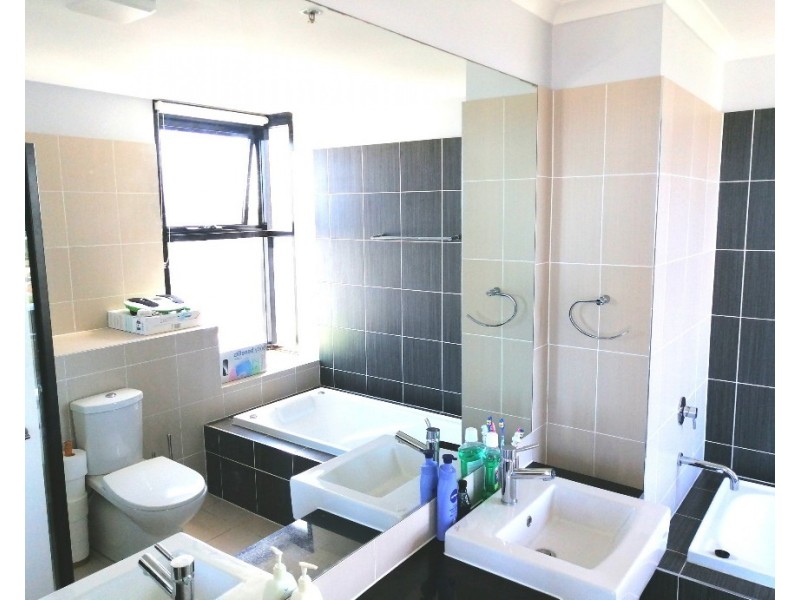 75 LANDSBOROUGH PARADE, Golden Beach QLD 4551