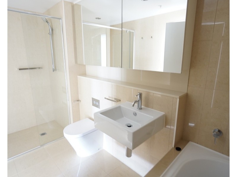 53/37C RENTED, Hamilton QLD 4007