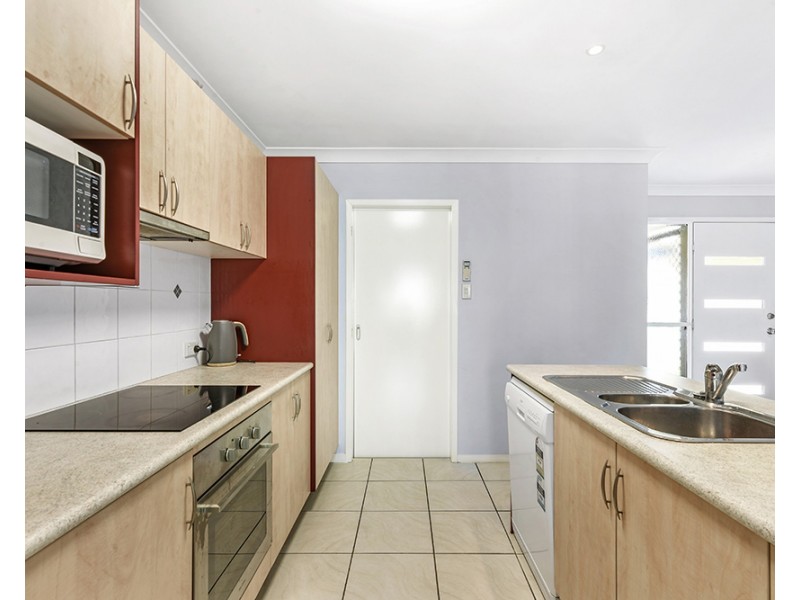 15/136 Pacific Pines Blvd, Pacific Pines QLD 4211