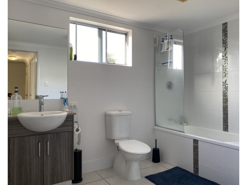 114-118 Trinity Beach Rd, Trinity Beach QLD 4879