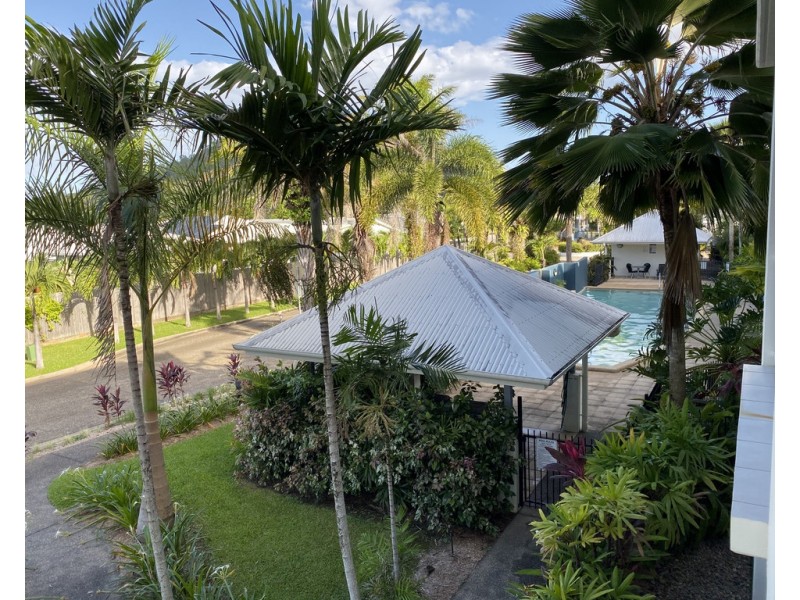 114-118 Trinity Beach Rd, Trinity Beach QLD 4879