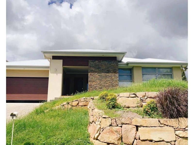 9 Riverbreeze Cres, Maudsland QLD 4210