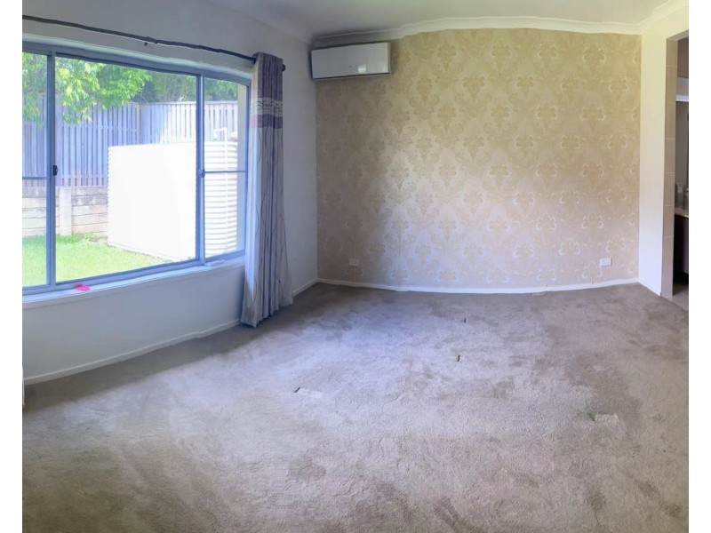 9 Riverbreeze Cres, Maudsland QLD 4210