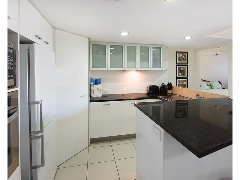 40/57 Grand Parade, Kawana Island QLD 4575