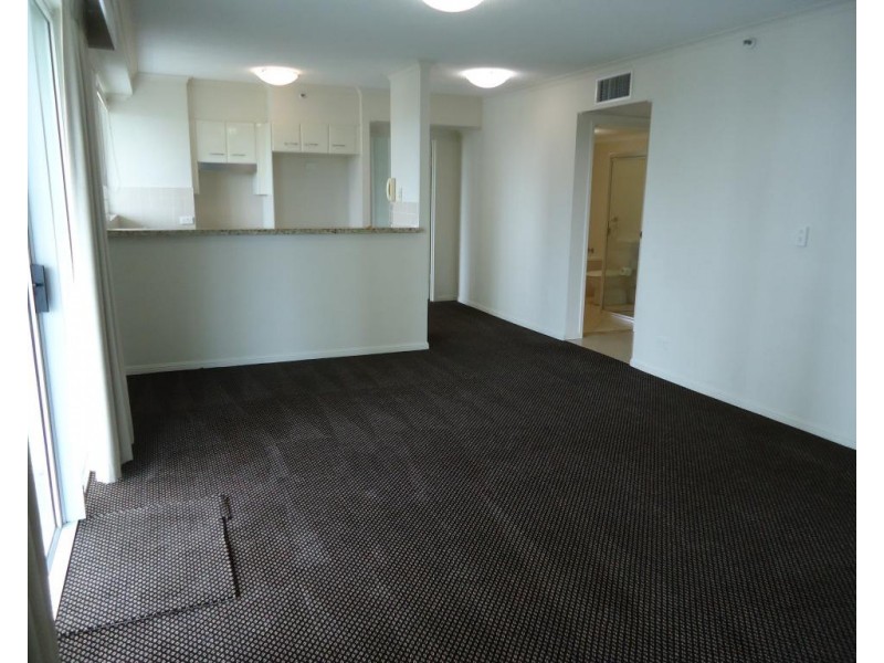 44/15 Breaker Street, Main Beach QLD 4217