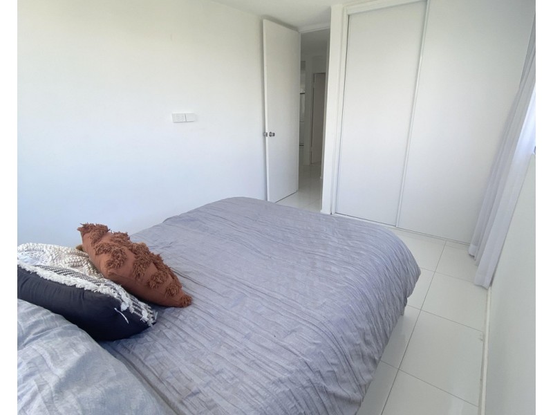 11/40 Watsons Esplanade, Surfers Paradise QLD 4217