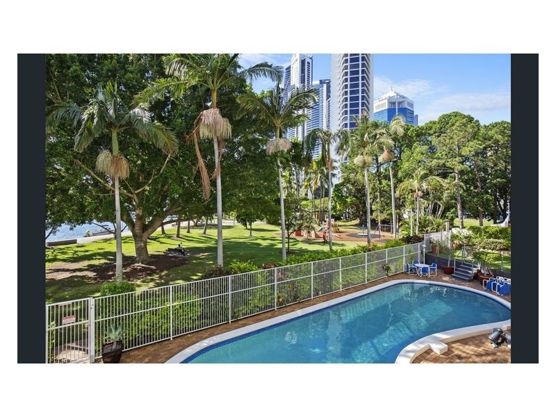 11/40 Watsons Esplanade, Surfers Paradise QLD 4217