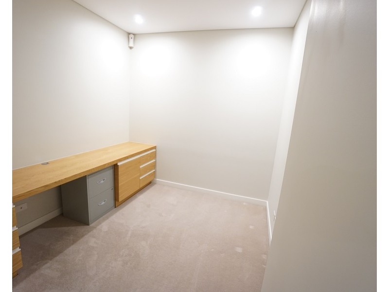 03/37D Harbour Road, Hamilton QLD 4007