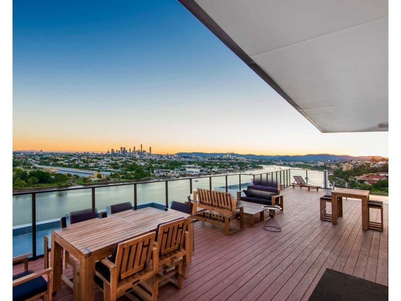 03/37D Harbour Road, Hamilton QLD 4007