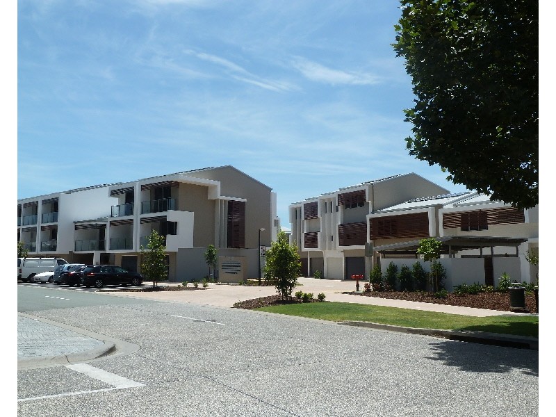 9/3028 The Boulevard, Carrara QLD 4211